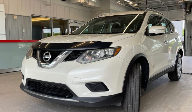 
								2015 Nissan Rogue S AWD full									