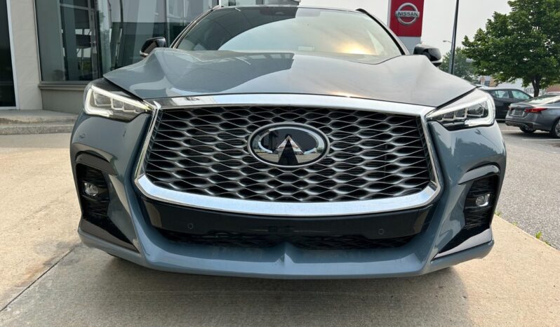 
								2023 Infiniti QX55 ESSENTIAL full									