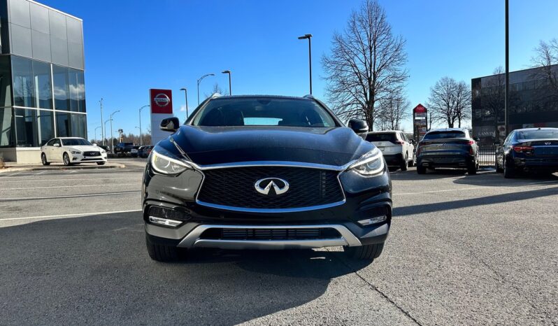 
								2018 Infiniti QX30 S full									