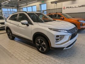 2024 Mitsubishi ECLIPSE CROSS SEL