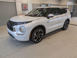 2024 Mitsubishi Outlander Plug-In Hybrid GT - Neuf VUS - VIN: JA4T5WA97RZ609409 - Rallye Mitsubishi Gatineau