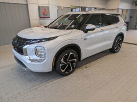 2024 Mitsubishi Outlander Plug-In Hybrid GT