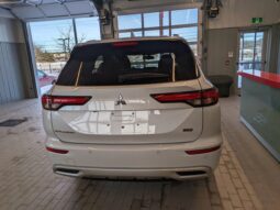 
										2024 Mitsubishi Outlander GT Premium full									