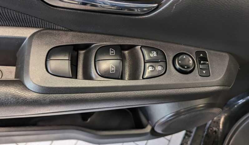 
								2021 Nissan KICKS SV W/ REMOTE START full									