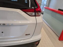 
										2024 Mitsubishi ECLIPSE CROSS ES full									