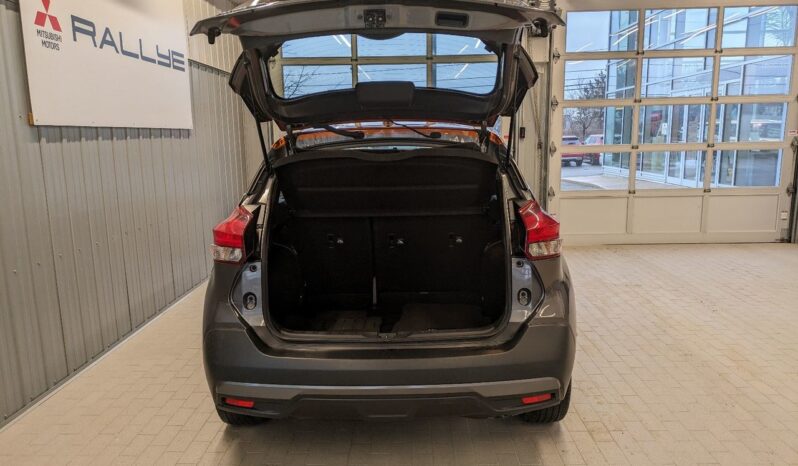 
								2018 Nissan KICKS SR full									