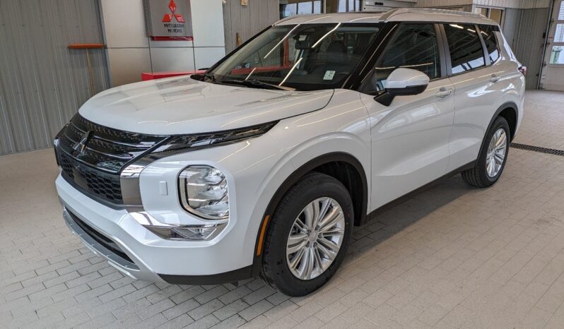 2024 Mitsubishi Outlander LE - Neuf VUS - VIN: JA4J4VA80RZ605844 - Rallye Mitsubishi Gatineau