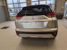 
										2024 Mitsubishi ECLIPSE CROSS SE full									