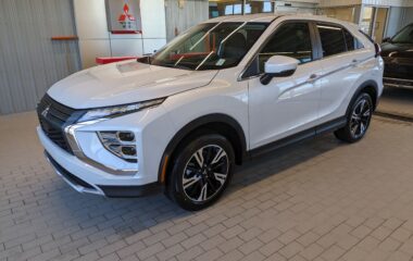 2024 Mitsubishi ECLIPSE CROSS SE