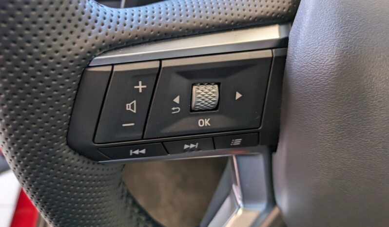 
								2024 Mitsubishi Outlander SEL full									