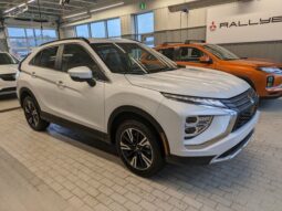 
										2024 Mitsubishi ECLIPSE CROSS SEL full									