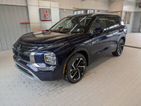 2024 Mitsubishi Outlander Plug-In Hybrid GT