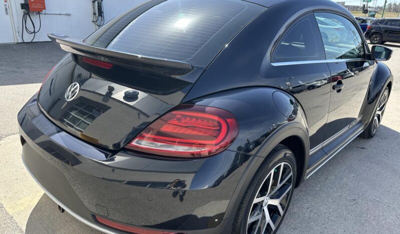 
								2019 Volkswagen Beetle Dune Coupe 2.0t 6sp full									