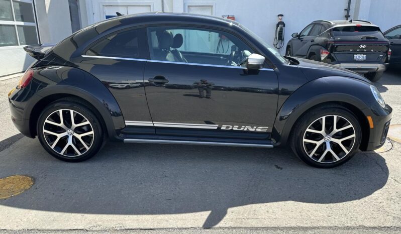 
								2019 Volkswagen Beetle Dune Coupe 2.0t 6sp full									