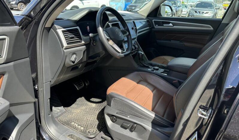 
								2021 Volkswagen Atlas Execline 3.6l 8sp At full									