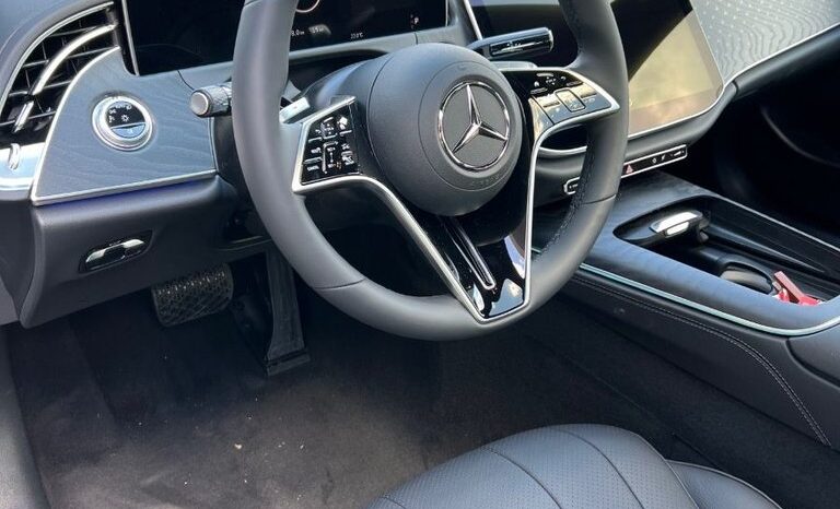 
								2024 Mercedes-Benz E-Class E 350 4MATIC full									