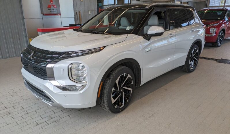 2024 Mitsubishi Outlander Plug-In Hybrid GT - Neuf VUS - VIN: JA4T5WA95RZ623101 - Rallye Mitsubishi Gatineau