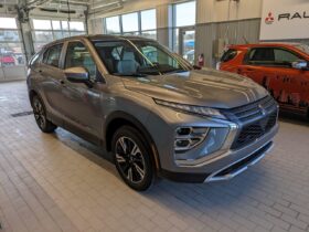 2024 Mitsubishi ECLIPSE CROSS SE