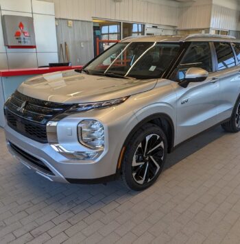 2024 Mitsubishi Outlander Plug-In Hybrid SEL - Neuf VUS - VIN: JA4T5VA90RZ628426 - Rallye Mitsubishi Gatineau