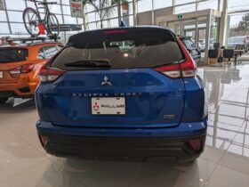 2024 Mitsubishi ECLIPSE CROSS ES