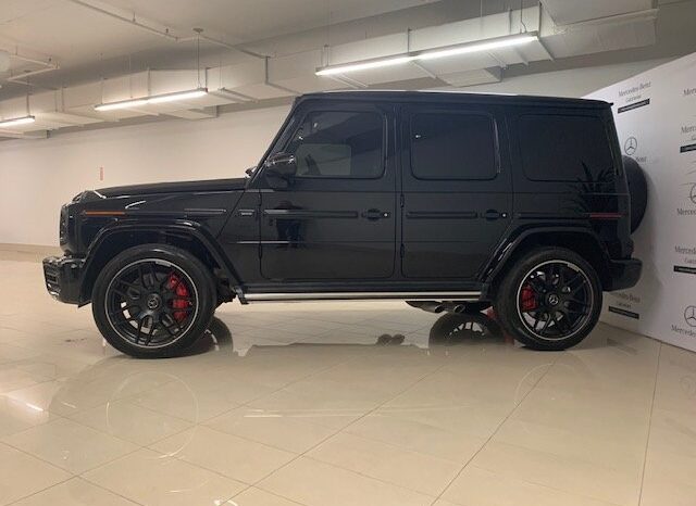 
								2022 Mercedes-Benz G63 AMG SUV full									