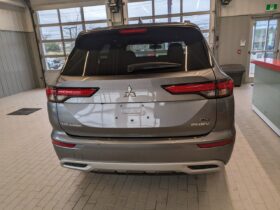 2024 Mitsubishi Outlander Plug-In Hybrid