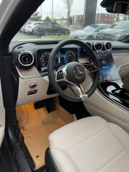 
										2024 Mercedes-Benz GLC300 4MATIC SUV full									