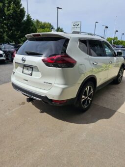 
										2019 Nissan Rogue SV full									