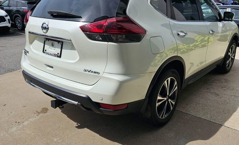 
								2019 Nissan Rogue SV full									