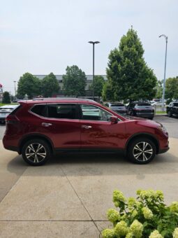 
										2020 Nissan Rogue SV TECH full									