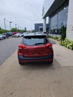 
										2020 Nissan KICKS SR full									