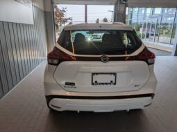 
										2021 Nissan KICKS SV full									