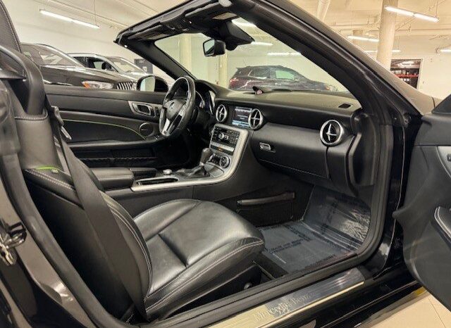 
								2015 Mercedes-Benz SLK350 Roadster full									