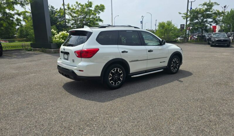 
								2019 Nissan Pathfinder SV ROCK CREEK full									