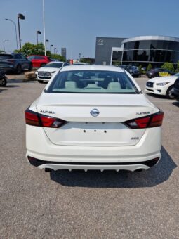 
										2020 Nissan Altima 2.5 Platinum full									