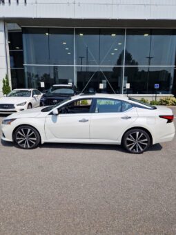 
										2020 Nissan Altima 2.5 Platinum full									