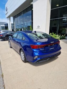 
										2023 Kia Forte LX full									