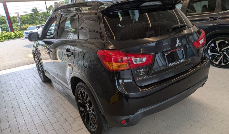 
								2017 Mitsubishi RVR SE BLACK EDITION AWD full									