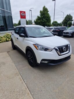 
										2020 Nissan KICKS S full									