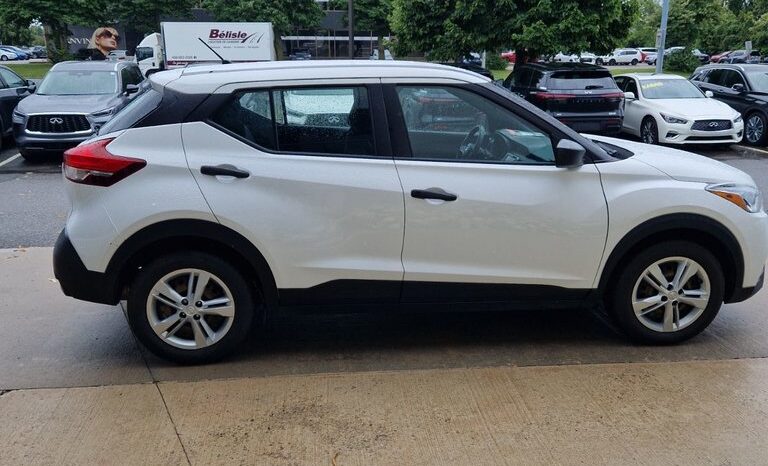 
								2019 Nissan KICKS S full									