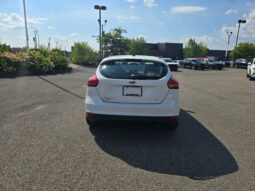 
										2018 Ford Focus SE full									