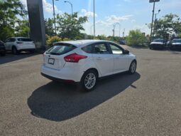 
										2018 Ford Focus SE full									