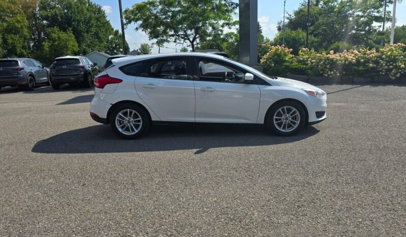 
								2018 Ford Focus SE full									