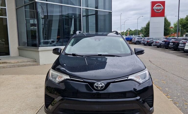 2018 Toyota RAV4 LE - Certifié VUS - VIN: 2T3BFREVXJW794454 - Dormani Nissan Gatineau