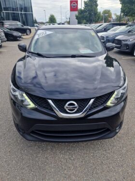 2017 Nissan Qashqai S