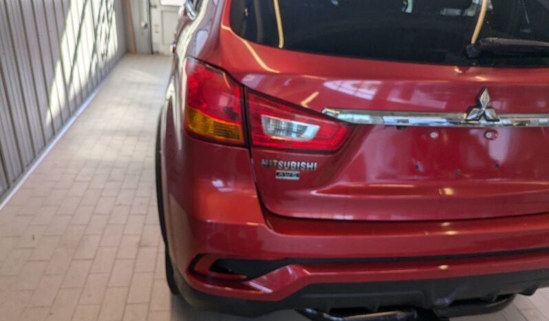 
								2018 Mitsubishi RVR SE AWD full									