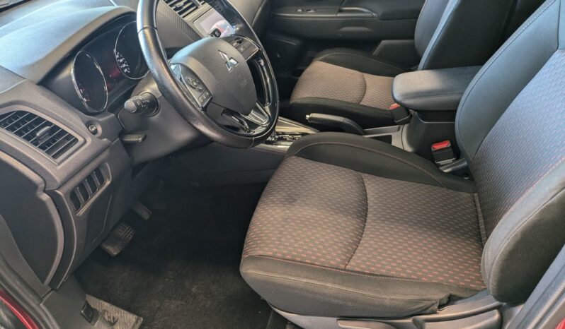 
								2018 Mitsubishi RVR SE AWD full									