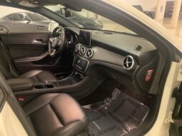 
										2015 Mercedes-Benz CLA250 4MATIC Coupe full									