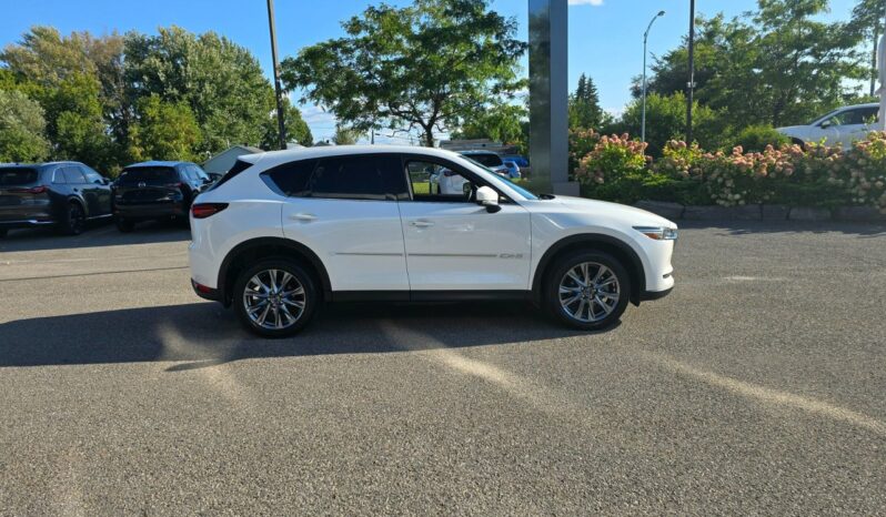 
								2021 Mazda CX-5 Signature full									