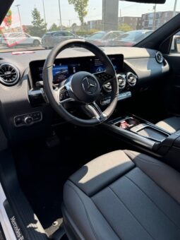 
										2025 Mercedes-Benz GLA 250 4MATIC full									